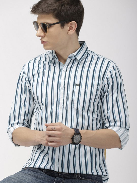 Men White & Teal Blue Slim Fit Striped Casual Shirt